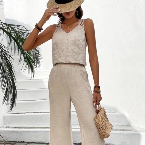 Classy and Sassy Pants Set V-Neck Lace Tank Top & High-Waisted Wide Leg Pants - Picture 3 of 6